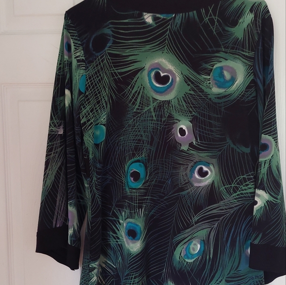 CATO Peacock Top With Braided Look V-Neck Cato Green Black  Feathers Print Large - Picture 7 of 9